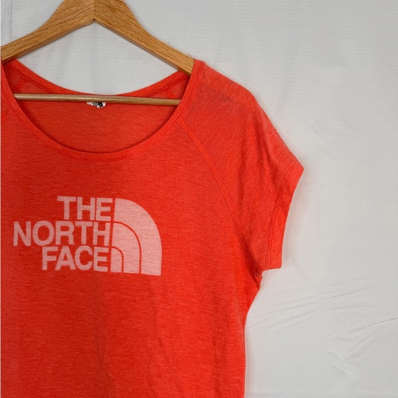 The North Face Women's Coral Short Sleeve Tee - Picture 3 of 11